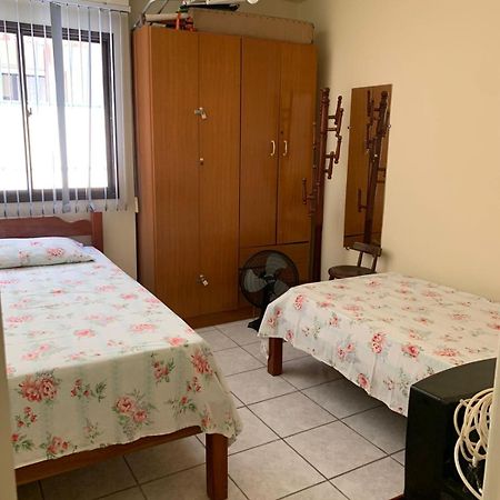 شقة Apartamento Praia Do Morro Ha 150 Metros Da Praia, Garagem, Wi-Fi, 1 Andar غواراباري المظهر الخارجي الصورة